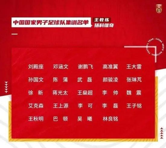 不惧寒冷，演员超敬业不老传奇史泰龙对广大中国观众而言，是再熟悉不过的老朋友了，他的诸多作品无疑是男性观众动作片的启蒙，《洛奇》《第一滴血》等作品也一直被奉为动作电影的经典